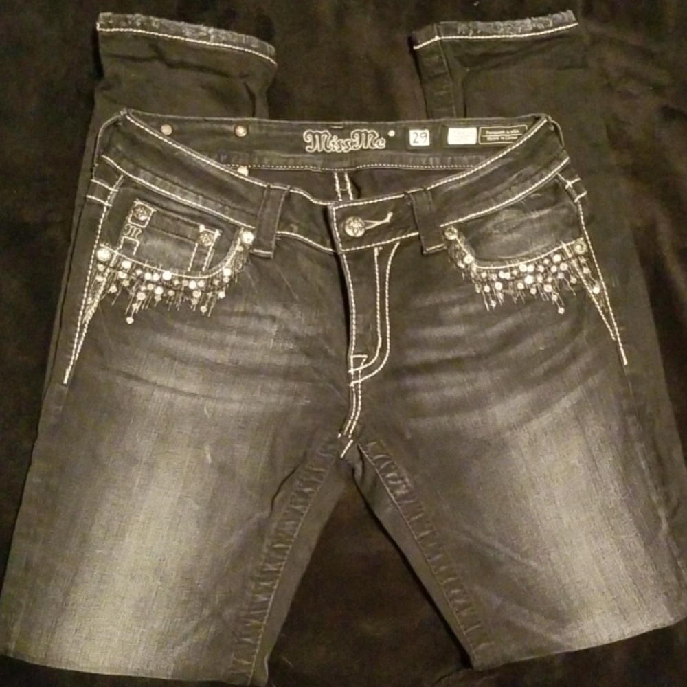 Black Miss Me Skinny size 29